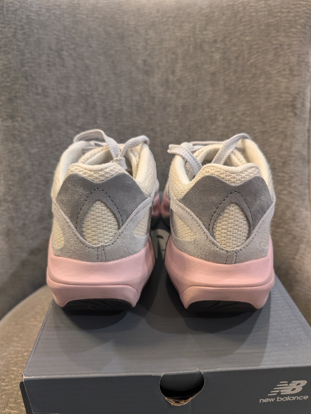 New Balance Women’s Light Gray & Pink Platform Sneakers - Picture 4 of 10